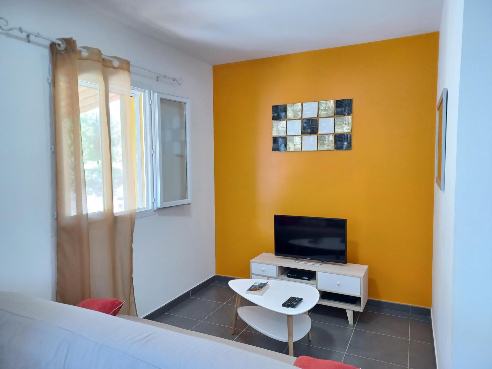 Appartements Candella แกเลเรีย ภายนอก รูปภาพ