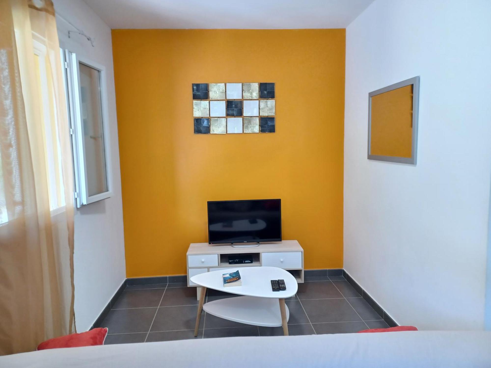 Appartements Candella แกเลเรีย ภายนอก รูปภาพ